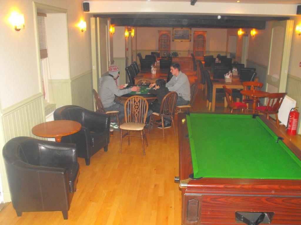 Craigdarroch Arms Hotel ดัมฟรีส์ ภายนอก รูปภาพ