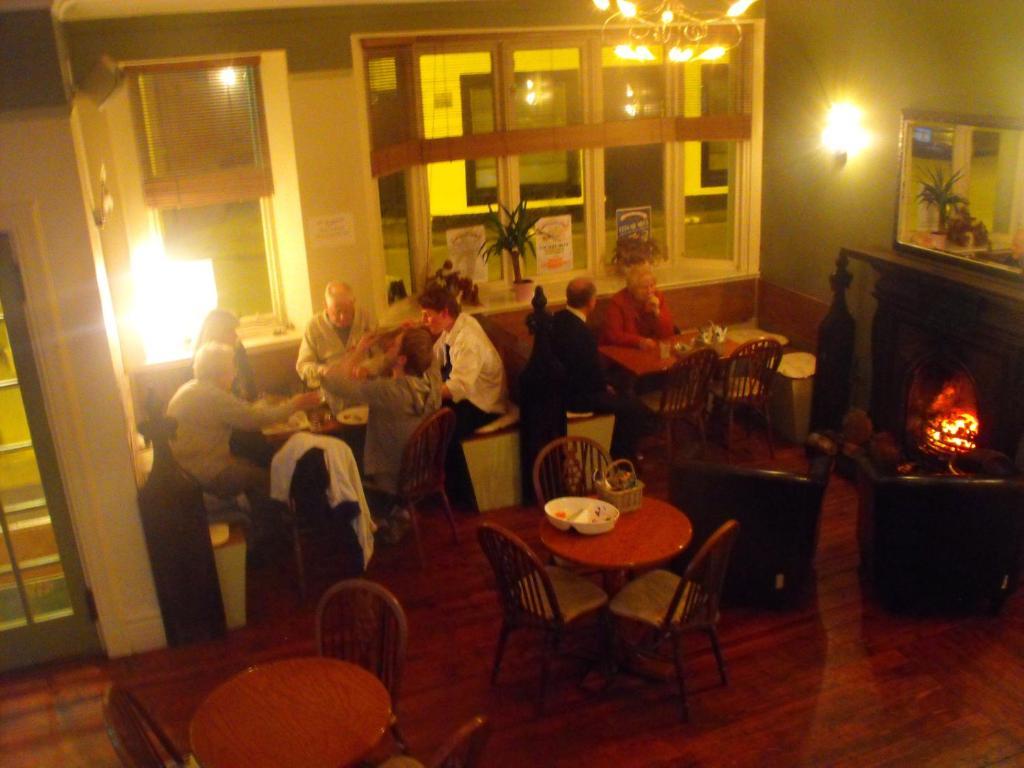 Craigdarroch Arms Hotel ดัมฟรีส์ ภายนอก รูปภาพ