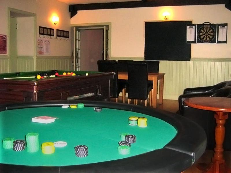 Craigdarroch Arms Hotel ดัมฟรีส์ ภายนอก รูปภาพ