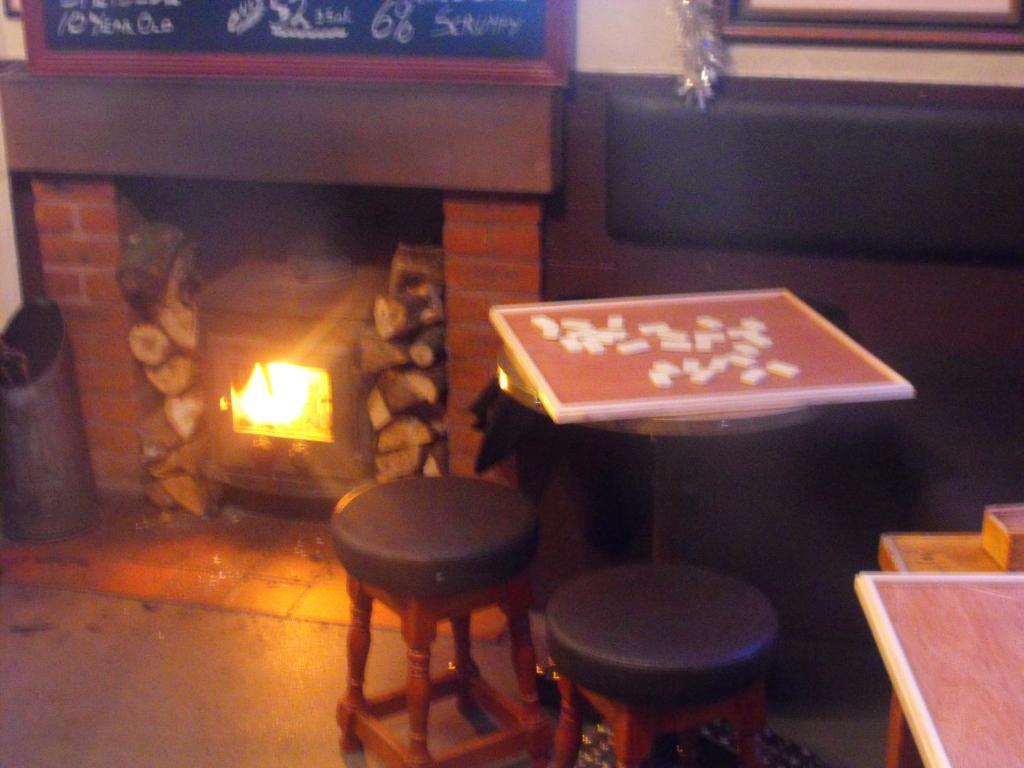 Craigdarroch Arms Hotel ดัมฟรีส์ ภายนอก รูปภาพ